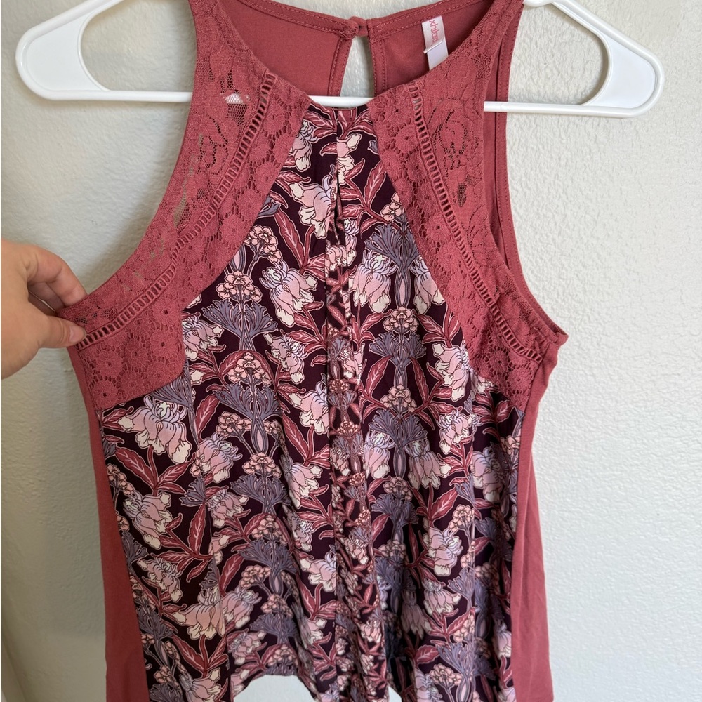 Xhilaration Pink Floral Lace Tank Top